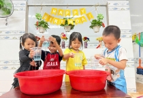 Thí Nghiệm: Cơn Mưa Mùa Hè