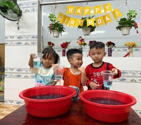 Thí Nghiệm: Cơn Mưa Mùa Hè